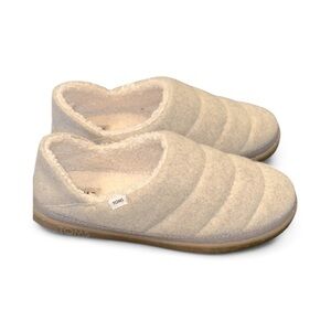 Toms Plush Cream Slip-Ons size 5
